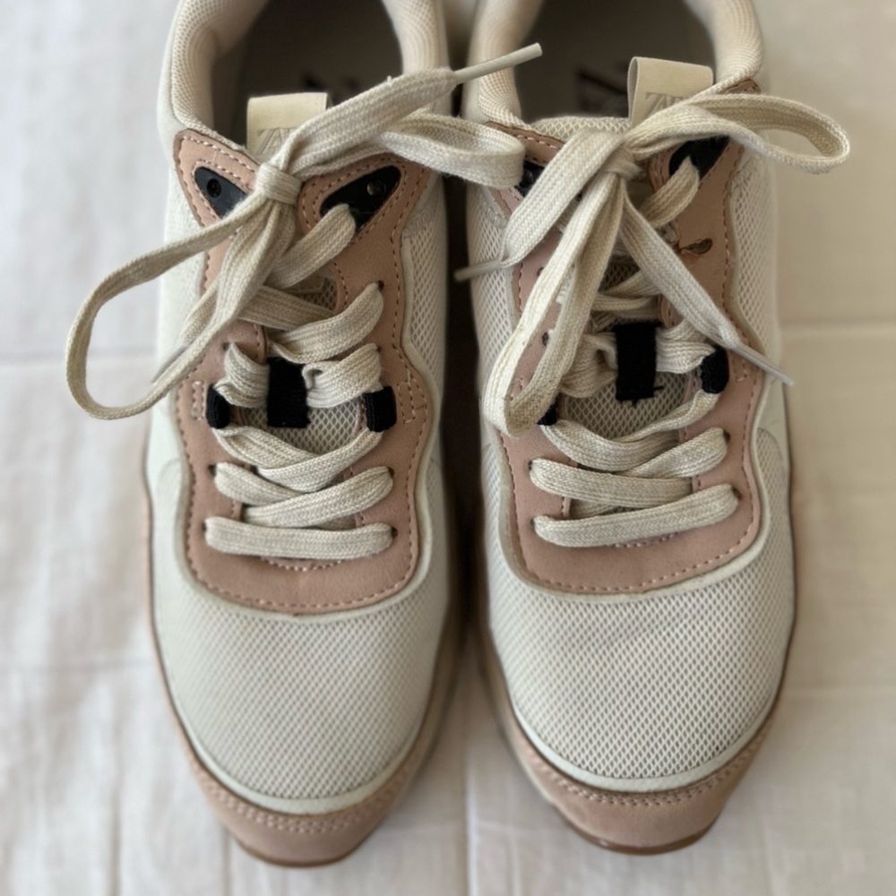 SOLD 🌙 ZARA Pale Pink, Black & White Lace-up Sneakers Size 39/US 8 - Picture 14 of 16
